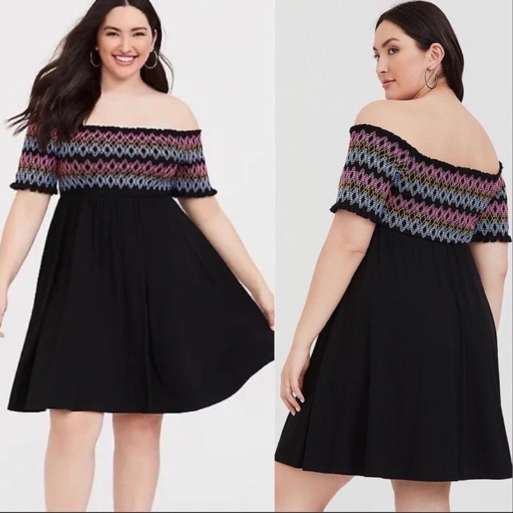 Torrid Smocked Mini Dress Off Shoulder Size 1 (16-18)